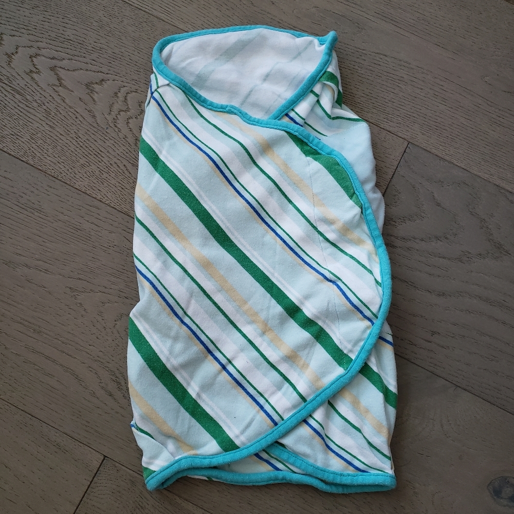 The First Years Swaddle Wrap Bundle + Infant Caps - Picture 5 of 11